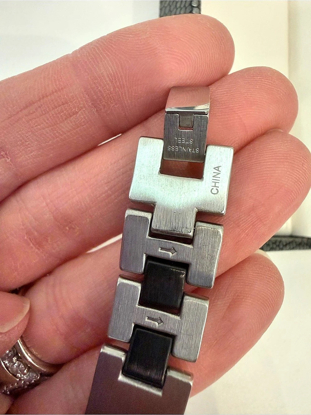 Ashcroft & Oak Silver & Black Link Bracelet - Picture 6 of 6